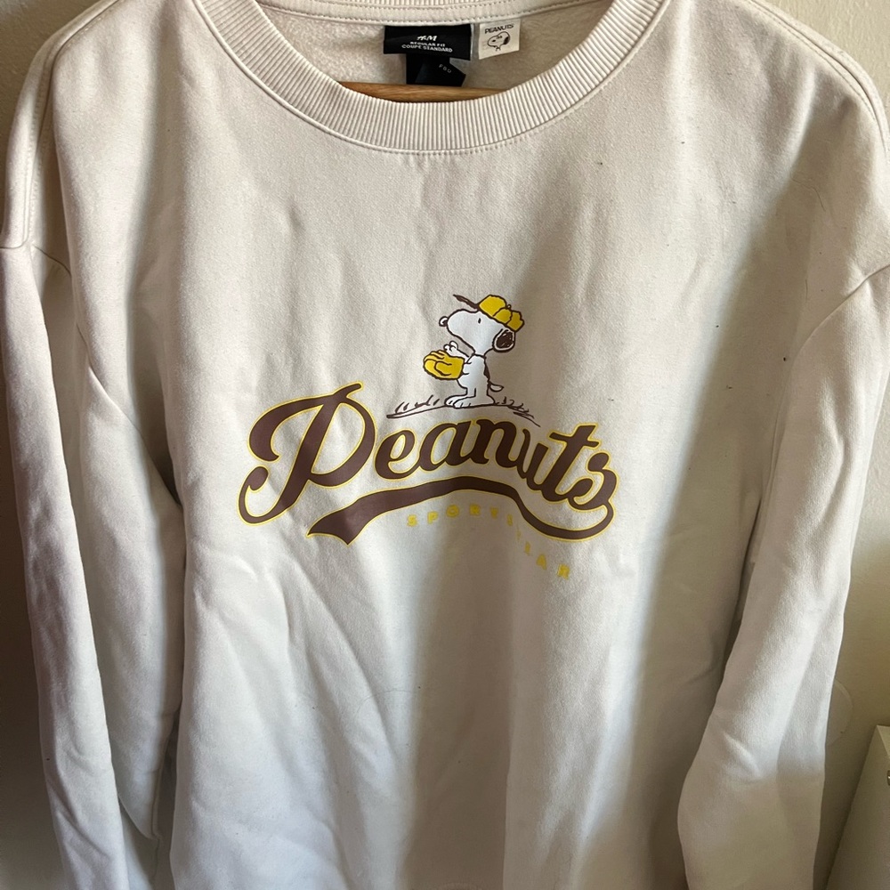 H&M White Crewneck Sweater with Snoopy Design